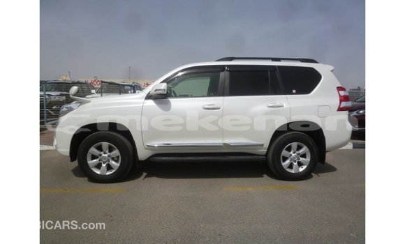 Buy Import Toyota Prado White Car in Import - Dubai in Aragatsotn Buy Import Toyota Prado White Car in Import - Dubai in Aragatsotn