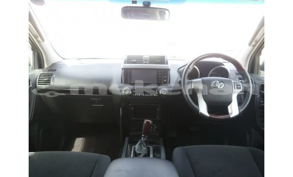 Buy Import Toyota Prado White Car in Import - Dubai in Aragatsotn Buy Import Toyota Prado White Car in Import - Dubai in Aragatsotn
