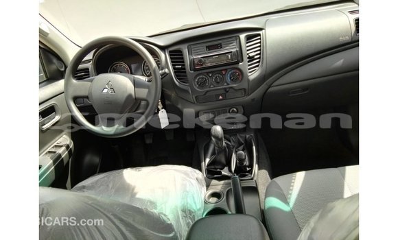 Buy Import Mitsubishi L200 White Car in Import - Dubai in Aragatsotn Buy Import Mitsubishi L200 White Car in Import - Dubai in Aragatsotn