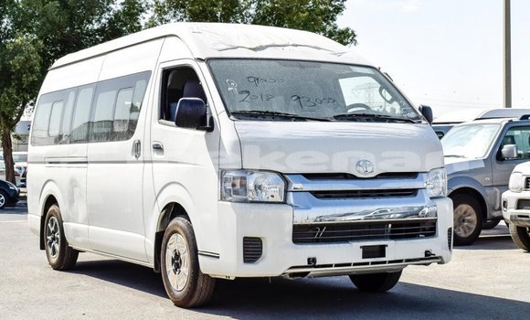 Buy Import Toyota Hiace White Car in Import - Dubai in Aragatsotn Buy Import Toyota Hiace White Car in Import - Dubai in Aragatsotn