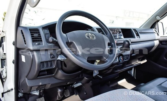 Buy Import Toyota Hiace White Car in Import - Dubai in Aragatsotn Buy Import Toyota Hiace White Car in Import - Dubai in Aragatsotn