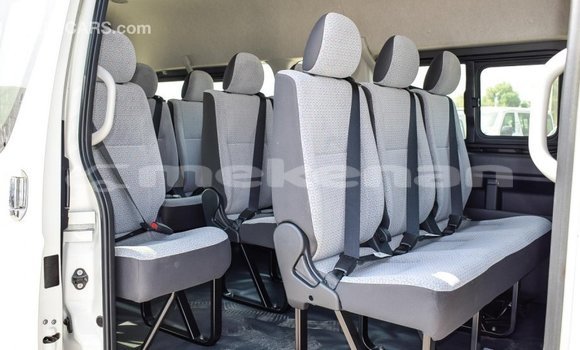 Buy Import Toyota Hiace White Car in Import - Dubai in Aragatsotn Buy Import Toyota Hiace White Car in Import - Dubai in Aragatsotn