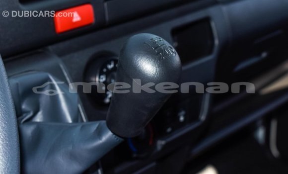 Buy Import Toyota Hiace White Car in Import - Dubai in Aragatsotn Buy Import Toyota Hiace White Car in Import - Dubai in Aragatsotn