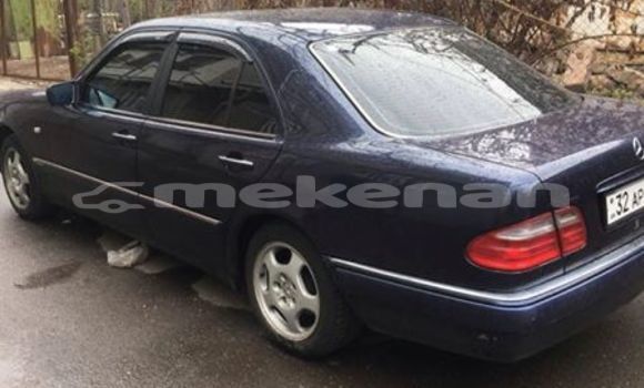 Buy Used Mercedes-Benz 230 Black Car in Yerevan in Yerevan Buy Used Mercedes-Benz 230 Black Car in Yerevan in Yerevan