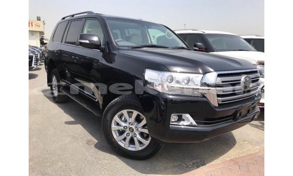 Buy Import Toyota Land Cruiser Black Car in Import - Dubai in Aragatsotn Buy Import Toyota Land Cruiser Black Car in Import - Dubai in Aragatsotn