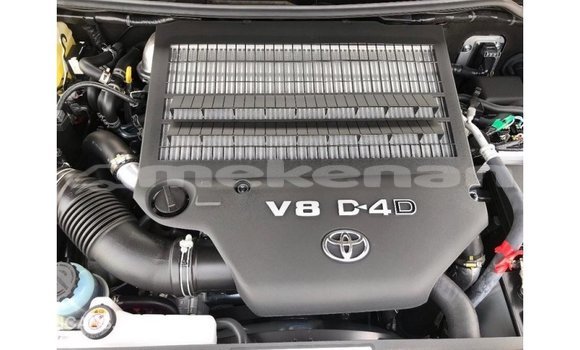 Buy Import Toyota Land Cruiser Black Car in Import - Dubai in Aragatsotn Buy Import Toyota Land Cruiser Black Car in Import - Dubai in Aragatsotn