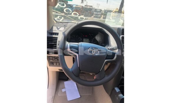 Buy Import Toyota Prado White Car in Import - Dubai in Aragatsotn Buy Import Toyota Prado White Car in Import - Dubai in Aragatsotn