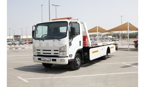 Buy Import Isuzu FTR 850 White Truck in Import - Dubai in Aragatsotn