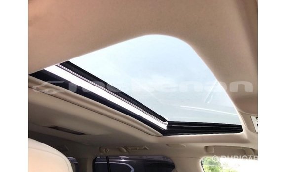 Buy Import Toyota Land Cruiser White Car in Import - Dubai in Aragatsotn Buy Import Toyota Land Cruiser White Car in Import - Dubai in Aragatsotn