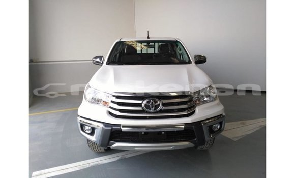 Buy Import Toyota Hilux White Car in Import - Dubai in Aragatsotn Buy Import Toyota Hilux White Car in Import - Dubai in Aragatsotn