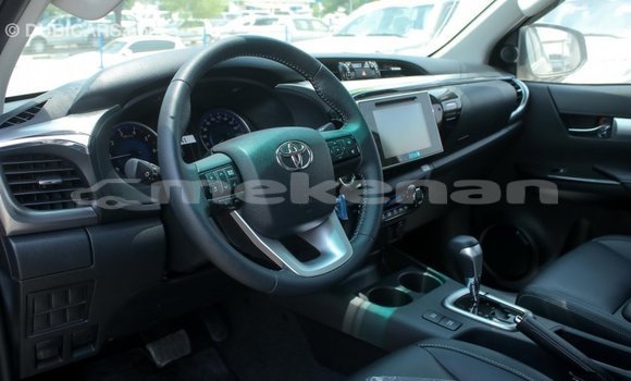Buy Import Toyota Hilux Black Car in Import - Dubai in Aragatsotn Buy Import Toyota Hilux Black Car in Import - Dubai in Aragatsotn