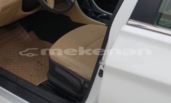 Buy Used Hyundai Sonata White Car in Yerevan in Yerevan Buy Used Hyundai Sonata White Car in Yerevan in Yerevan