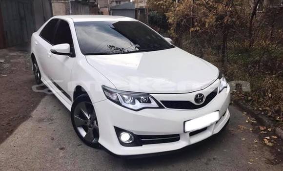 Buy Used Toyota Camry White Car in Yerevan in Yerevan Buy Used Toyota Camry White Car in Yerevan in Yerevan