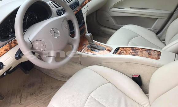 Buy Used Mercedes-Benz E-klasse White Car in Yerevan in Yerevan Buy Used Mercedes-Benz E-klasse White Car in Yerevan in Yerevan