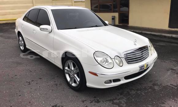 Buy Used Mercedes-Benz E-klasse White Car in Yerevan in Yerevan Buy Used Mercedes-Benz E-klasse White Car in Yerevan in Yerevan