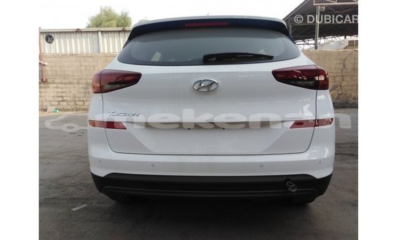 Buy Import Hyundai Tucson White Car in Import - Dubai in Aragatsotn Buy Import Hyundai Tucson White Car in Import - Dubai in Aragatsotn